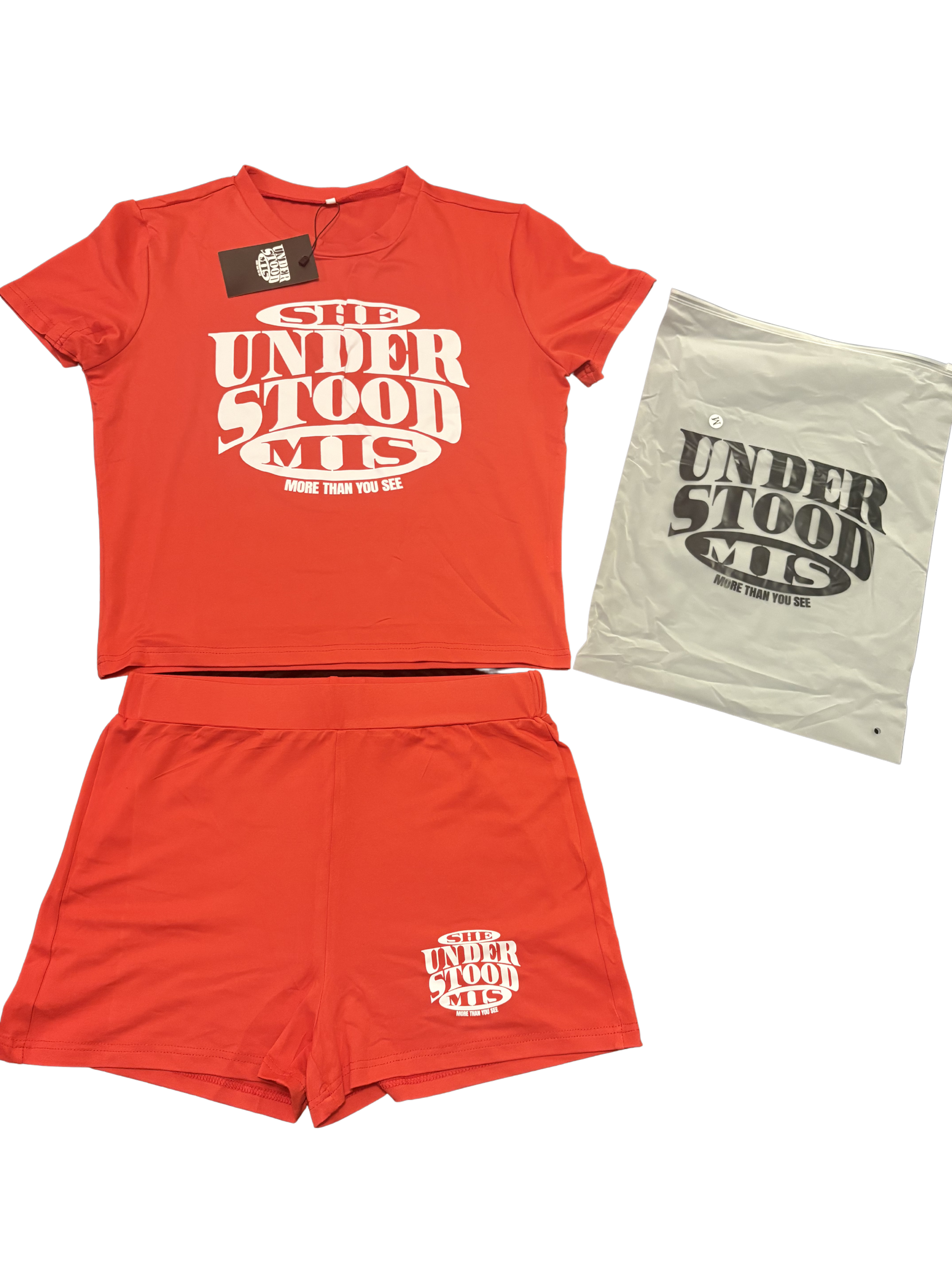 SHE MISUNDERSTOOD Women’s Set