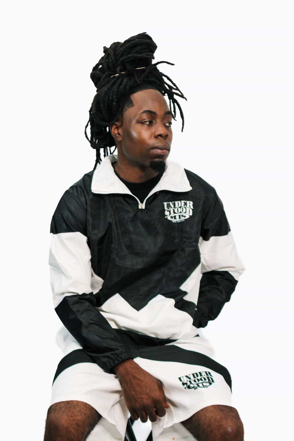 MU HUSTLE WINDBREAKER